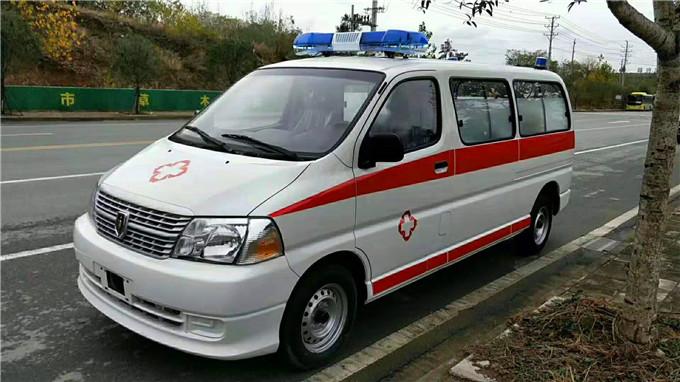 改则县丰田海狮救护车